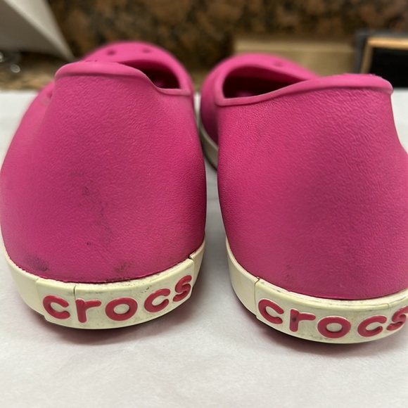 CROCS Women's Fuchsia Flats - Picture 4 of 5